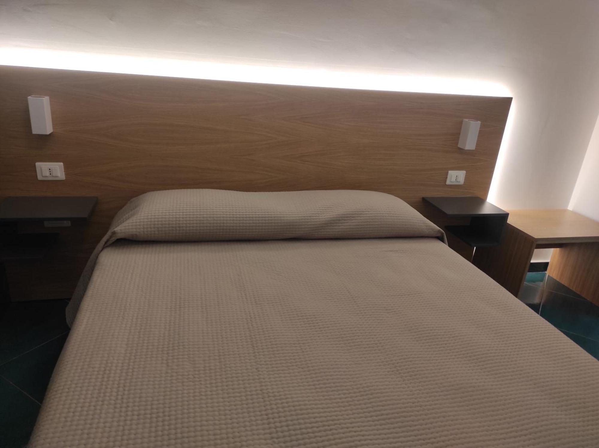 Residenza Porta Romana Tropea Eksteriør billede